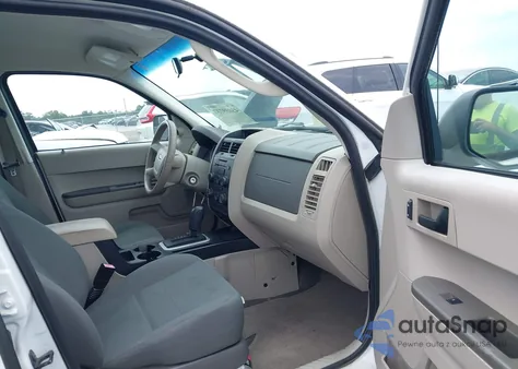 2010 Ford Escape Xls from USA, damaged, VIN 1FMCU0C78AKD47085